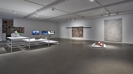 Installation view 썸네일